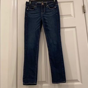 Dark wash size 0 American Eagle skinny jeans